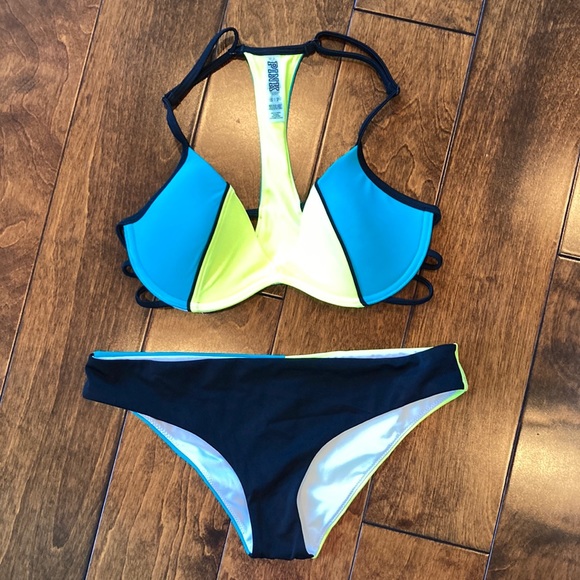 PINK Victoria Secrets - 2 piece bikini - Picture 1 of 2